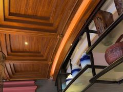 -八府香鸭·啫啫煲(华山路店)