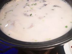 长江肥鱼火锅-自己人(九码头店)