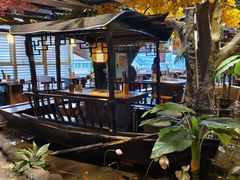 -城墙拐拐火锅(三峡广场黑金冠店)