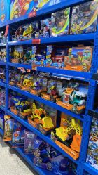 -逝水玩具折扣店