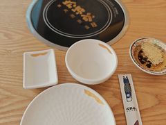 餐具摆设-松野谷·寿喜烧自助(华联顺义金街购物中心店)
