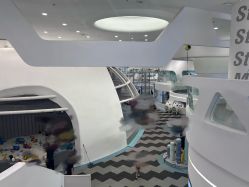 -MINI MARS 移动的空间站乐园·餐饮·派对(浦东金桥店)