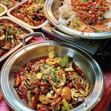 南昌本地人推荐的深夜食堂！汽锅鸡焖面好绝