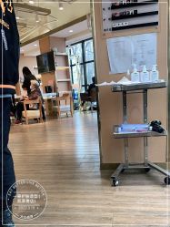 -一東造型烫发染发