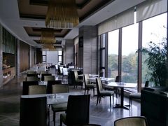 -南阳建业森林半岛假日酒店