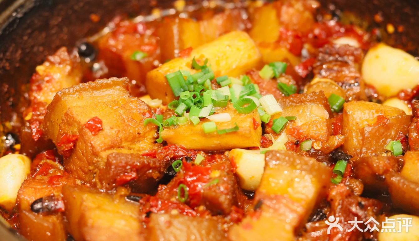 拔草上海湘菜排队王 不负期待的炊烟小炒黄牛肉