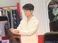 -赛格国际购物中心(小寨店)