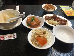 -胡须张鲁肉饭(美食文化馆店)