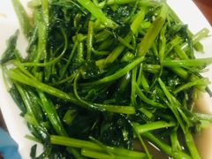 -Dang restaurant (patong phuket)