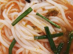 -在蒙自过桥米线