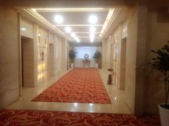 -东北大厦酒店(沈阳北站青年大街店)