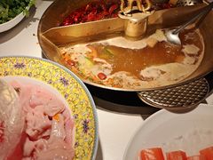 -小龙翻大江文化火锅(宽窄店)