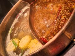 麻辣和清汤-牛村来人潮汕牛肉火锅(西单店)