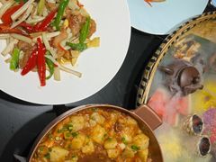 -桥边小楼·手工云南菜·古城观景小楼
