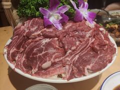 -野山舂·贵州现舂酸汤火锅(鸿通城店)