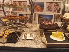 -怡豪大饭店·银顶旋转餐厅