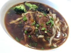 -康师傅私房牛肉面(马泉营奥莱店)