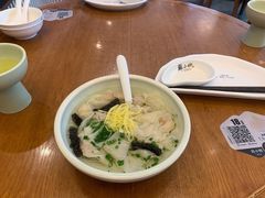 招牌鲜虾小馄饨-苏小柳手作点心(控江旭辉分院)