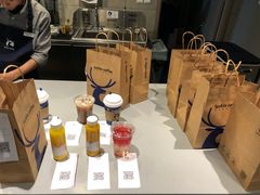 零售区-瑞幸咖啡(人民路店)