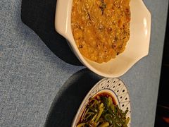 -香巴拉云南餐厅(华莱坞店)