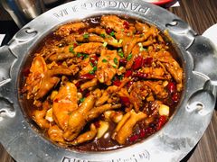 鸡翅煲-胖哥俩肉蟹煲(湖滨银泰in77店)