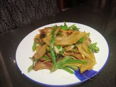 麦粑小炒肉-朕之味(龙湖·西城天街店)