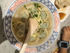 -小杨生煎(黄河路美食休闲街店)