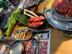 -青瓦炭韩潮烤肉(花园道店)