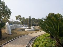 -上海滴水湖皇冠假日酒店