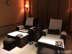 -金色印象·4K影院式足体养生(杨家坪西郊店)