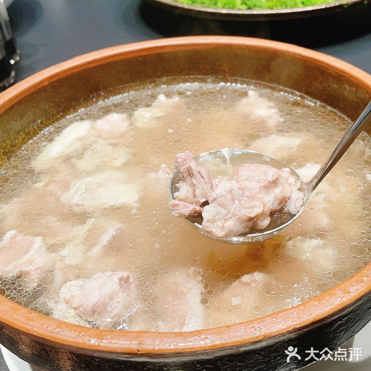 酒香不怕巷子子深，一家非常有格调酒楼