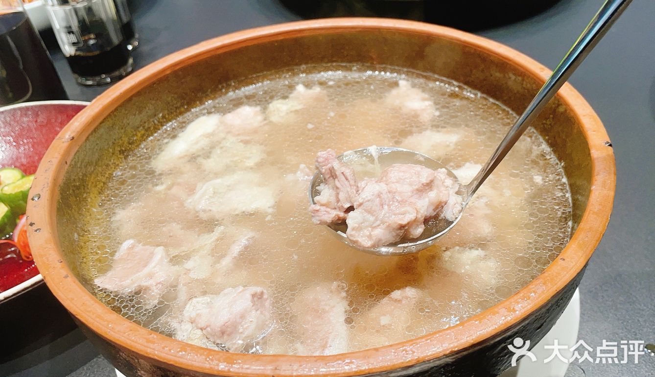 酒香不怕巷子子深，一家非常有格调酒楼