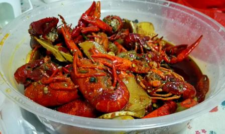 旺旺湖北小龙虾-"已经吃过好几次了,这次打包回家吃的,超级.