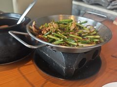 -莲餐厅·湖北菜·潜江小龙虾店(愚园路店)