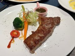 -又见马甲M8融合西餐厅(体育中心店)