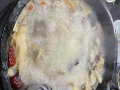 -南渝食府.墨脱石锅松茸鸡