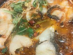 酸菜鱼大煲-芜小皖砂锅菜(青山街店)