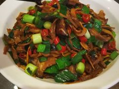 烟笋腊肉-湘嫂味厨(黄江店)