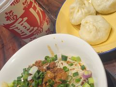 -周小波重庆小面·重庆名小吃(邹容路店)