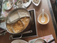 -樾餐厅泰式海鲜火锅(民歌湖店)