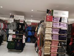 -优衣库(上海正大广场店)