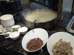 -润增大酒店自助餐厅