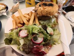 -Fern Forest Cafe
