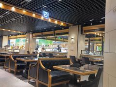 -川骄海鲜自助(王府井奥莱UP TOWN店原世界之花店)