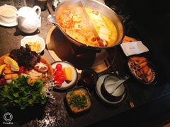 -湊湊火锅·茶憩(新中关购物中心店)