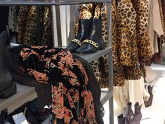 -ZARA(世贸天阶店)
