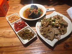 -湘人龙记老长沙米粉(鸟巢店)