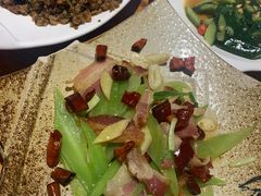 -滇香肴·云南菜蒸汽石锅鱼(云南北路店)