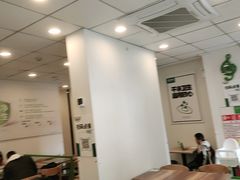 大堂-老乡鸡(池州商之都店)