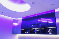 -TOP HAIR SALON